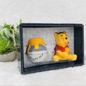 COPY - BRAND NEW AUTHENTIC DISNEY POOH SALT PEPPER SHAKER